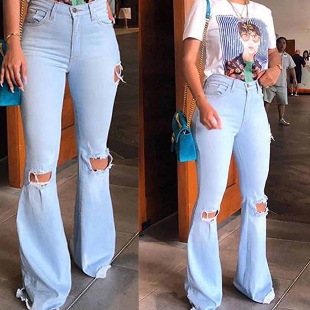 High waisted, flare jeans